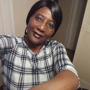 Meet your Posher, Phyllis